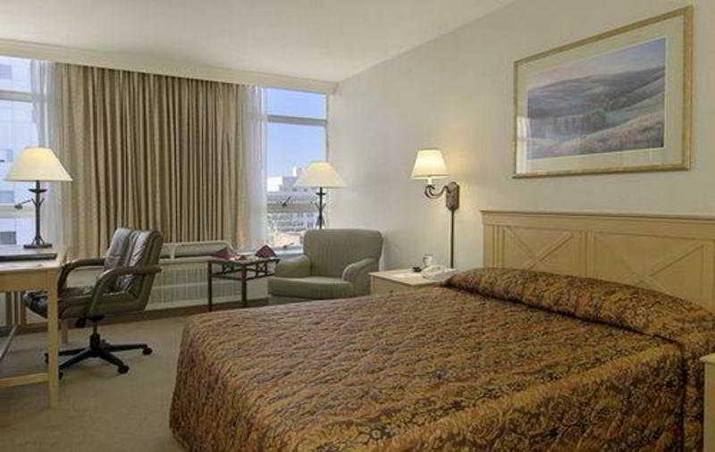 Cathedral Hill Hotel サンフランシスコ エクステリア 写真
